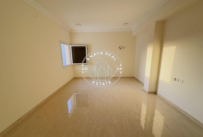 55381112 - Property Main Image