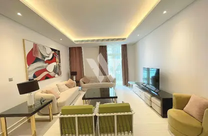 Apartment - 2 Bedrooms - 3 Bathrooms for rent in Floresta Gardens - Floresta Gardens - The Pearl Island - Doha
