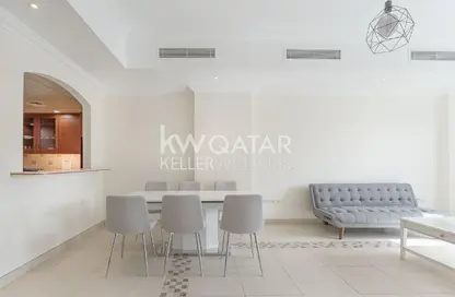Apartment - 1 Bedroom - 2 Bathrooms for rent in West Porto Drive - Porto Arabia - The Pearl Island - Doha