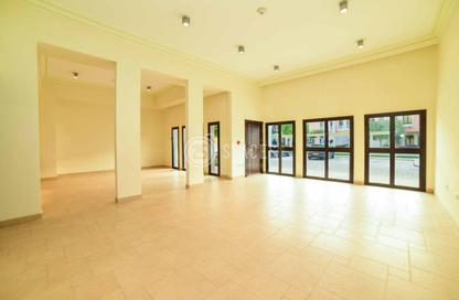 Townhouse - 3 - 4 for rent in Venezia - Qanat Quartier - The Pearl Island - Doha