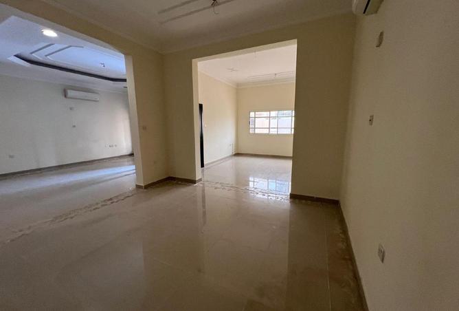 53765240 - Property Main Image