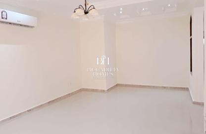 Villa - 4 Bedrooms - 4 Bathrooms for rent in Wadi Al Markh - Muraikh - AlMuraikh - Doha