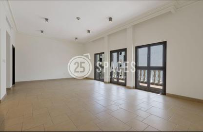 Apartment - 1 Bedroom - 2 Bathrooms for rent in Chateau - Qanat Quartier - The Pearl Island - Doha Apartment - 1 Bedroom - 2 Bathrooms for rent in Chateau - Qanat Quartier - The Pearl Island - Doha