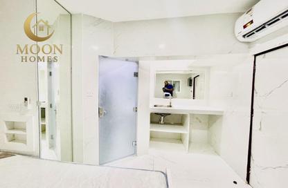 Apartment - Studio - 1 Bathroom for rent in Umm Ghuwailina 4 - Umm Ghuwailina - Doha Apartment - Studio - 1 Bathroom for rent in Umm Ghuwailina 4 - Umm Ghuwailina - Doha
