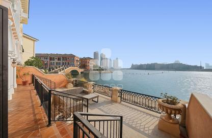 Apartment - 3 Bedrooms - 5 Bathrooms for rent in Murano - Qanat Quartier - The Pearl Island - Doha