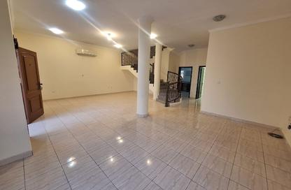 Villa - 5 - 5 for rent in Ammar Bin Yasser Street - Al Aziziyah - Doha