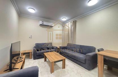 Apartment - 2 Bedrooms - 2 Bathrooms for rent in Street 871 - Al Duhail South - Al Duhail - Doha