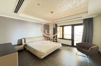 Apartment - 1 Bedroom - 2 Bathrooms for rent in West Porto Drive - Porto Arabia - The Pearl Island - Doha