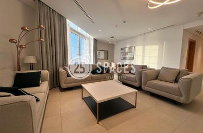 Penthouse - 3 Bedrooms - 5 Bathrooms for rent in Floresta Gardens - Floresta Gardens - The Pearl Island - Doha