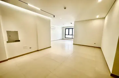 شقة - 2 غرف نوم - 3 حمامات للايجار في شارع الوعب - الوعب - الدوحة