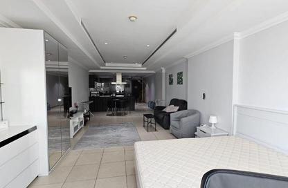 Apartment - Studio - 1 for rent in West Porto Drive - Porto Arabia - The Pearl Island - Doha
