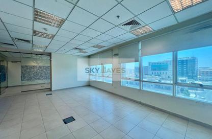Office Space - 3 Bedrooms - 2 Bathrooms for rent in Al Sadd Road - Al Sadd - Doha