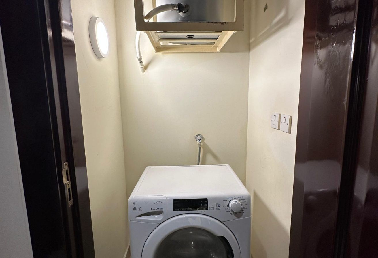 Spacious Converted 2BR | Semi Furnished | Porto Ar thumbnail 13