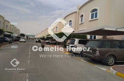 Villa - 4 Bedrooms - 4 Bathrooms for rent in Umm Al Seneem Street - Ain Khaled - Doha