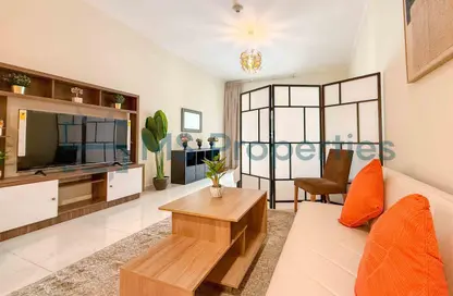 Apartment - Studio - 1 Bathroom for rent in Viva West - Viva Bahriyah - The Pearl Island - Doha