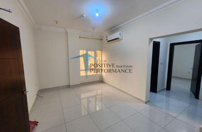 Apartment - 1 Bedroom - 1 Bathroom for rent in Umm Ghuwalina - Umm Ghuwailina - Doha