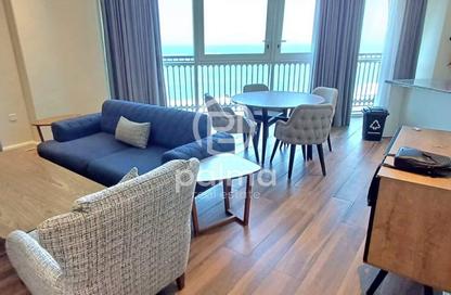 Apartment - 2 Bedrooms - 3 Bathrooms for sale in Floresta Gardens - Floresta Gardens - The Pearl Island - Doha
