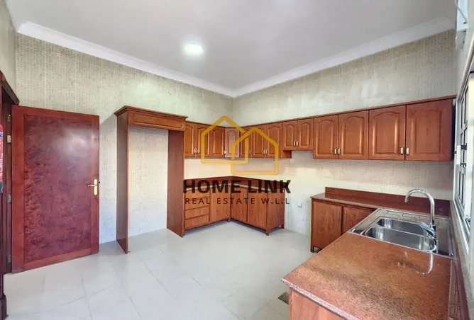 63198066 - Property Image 3