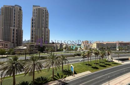 Apartment - 1 Bedroom - 2 Bathrooms for sale in West Porto Drive - Porto Arabia - The Pearl Island - Doha Apartment - 1 Bedroom - 2 Bathrooms for sale in West Porto Drive - Porto Arabia - The Pearl Island - Doha