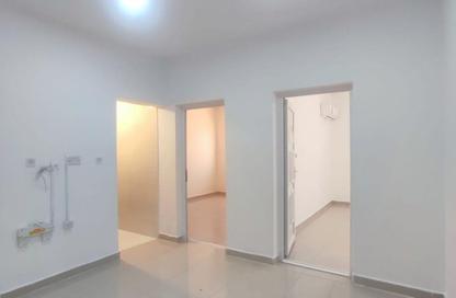 Apartment - 2 Bedrooms - 1 Bathroom for rent in Ain Khaled Villas - Ain Khaled - Doha