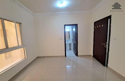 Apartment - 2 Bedrooms - 2 Bathrooms for rent in Al Mansoura - Al Mansoura - Doha