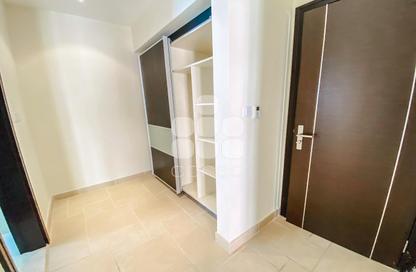 Apartment - 3 Bedrooms - 4 Bathrooms for rent in Carnaval - Qanat Quartier - The Pearl Island - Doha