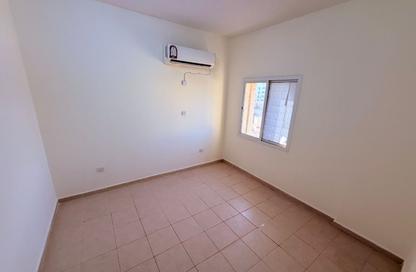 Apartment - 2 Bedrooms - 1 Bathroom for rent in Al Nasr Street - Al Nasr - Doha Apartment - 2 Bedrooms - 1 Bathroom for rent in Al Nasr Street - Al Nasr - Doha