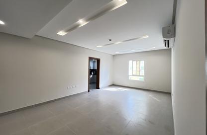 Apartment - 2 Bedrooms - 3 Bathrooms for rent in Old Airport Road - Old Airport Road - Doha