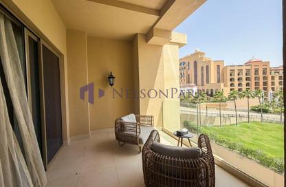 شقة - غرفة نوم - 2 حمامات للايجار في The St. Regis Marsa Arabia Island - Marsa Arabia - جزيرة اللؤلؤة - الدوحة