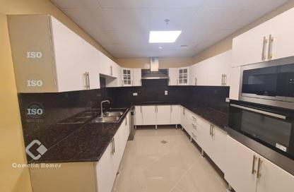 Apartment - 3 Bedrooms - 4 Bathrooms for rent in West Bay Tower - West Bay - West Bay - Doha