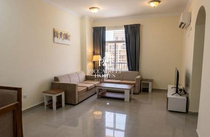 Apartment - 2 Bedrooms - 3 Bathrooms for rent in Musheireb Apartments - Musheireb - Doha