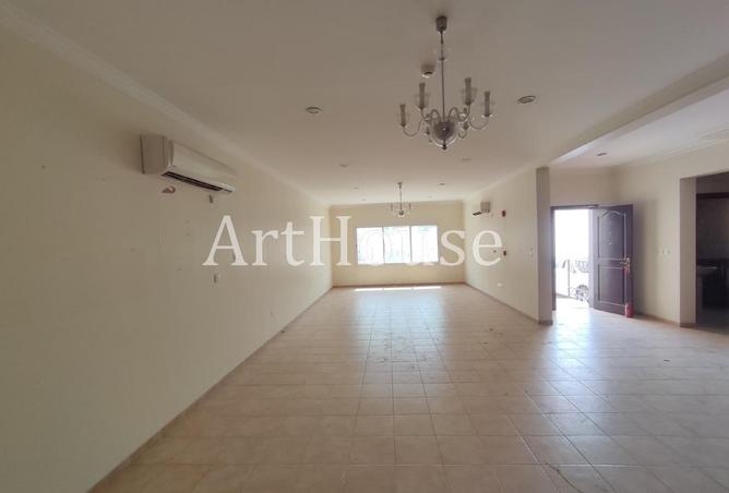 56465554 - Property Image 2