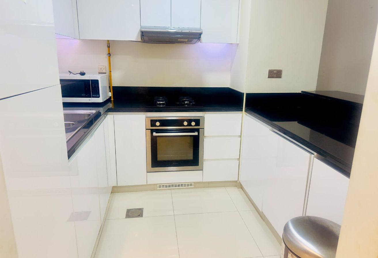 2 BHK I FULL SEA VIEW I FF I BILLS INCLUDED I HIGH thumbnail 8