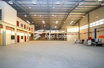 Warehouse - Studio for rent in Industrial Area 4 - Industrial Area - Industrial Area - Doha