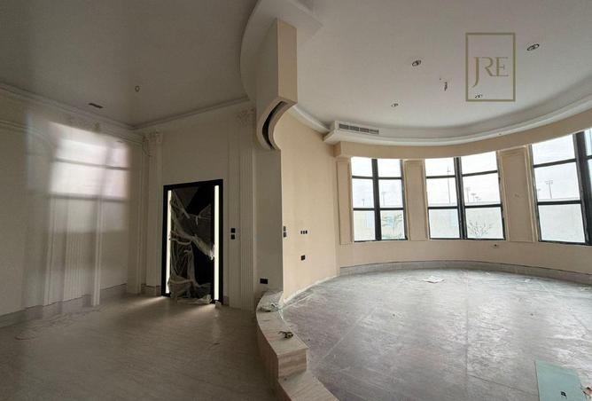 53521327 - Property Image 2