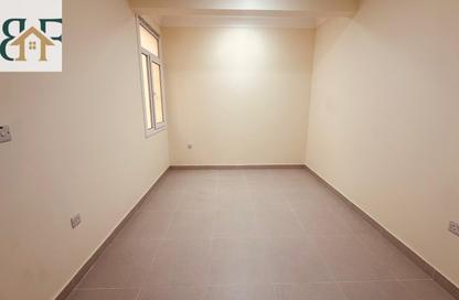 Apartment - 2 Bedrooms - 2 Bathrooms for rent in Umm Ghuwailina 4 - Umm Ghuwailina - Doha Apartment - 2 Bedrooms - 2 Bathrooms for rent in Umm Ghuwailina 4 - Umm Ghuwailina - Doha