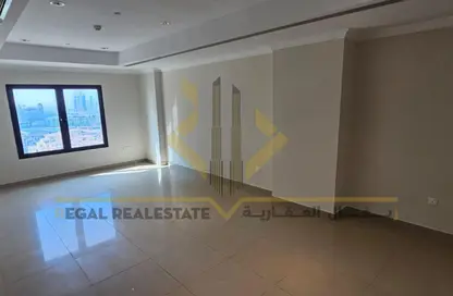 Apartment - 1 Bedroom - 2 Bathrooms for sale in East Porto Drive - Porto Arabia - The Pearl Island - Doha