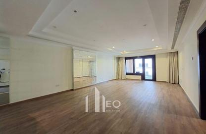 Apartment - 1 - 2 for rent in West Porto Drive - Porto Arabia - The Pearl Island - Doha Apartment - 1 - 2 for rent in West Porto Drive - Porto Arabia - The Pearl Island - Doha