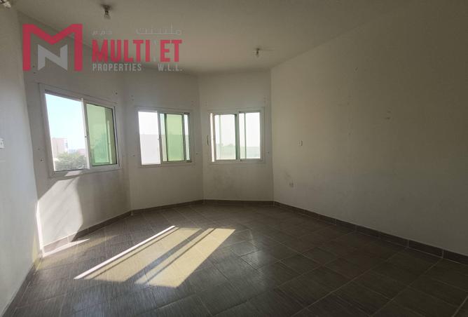 975494 - Property Image 2