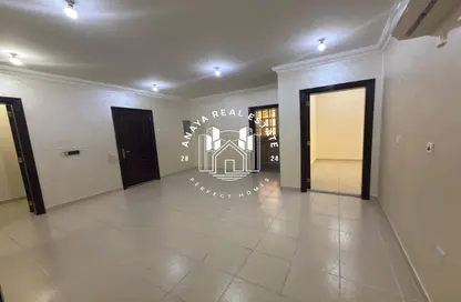 شقة - 3 غرف نوم - 2 حمامات للايجار في العزيزية - العزيزية - الدوحة