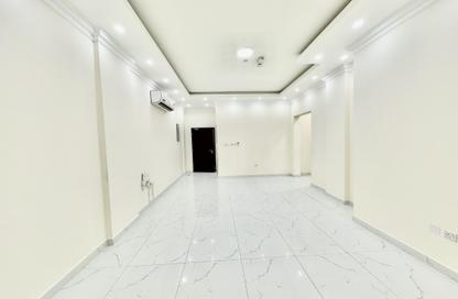 Apartment - 3 Bedrooms - 3 Bathrooms for rent in Fereej Kulaib - Doha