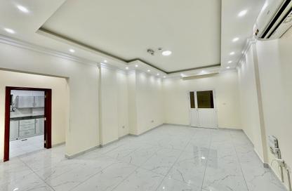 Apartment - 3 Bedrooms - 3 Bathrooms for rent in Fereej Kulaib - Doha Apartment - 3 Bedrooms - 3 Bathrooms for rent in Fereej Kulaib - Doha