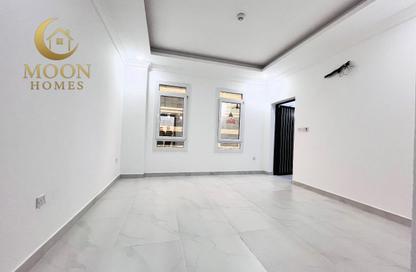 Apartment - 2 - 3 for rent in Umm Ghwailina Comm - Umm Ghuwalina - Umm Ghuwailina - Doha
