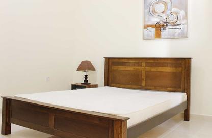 Apartment - Studio - 1 Bathroom for rent in Izghawa - Izghawa - Doha