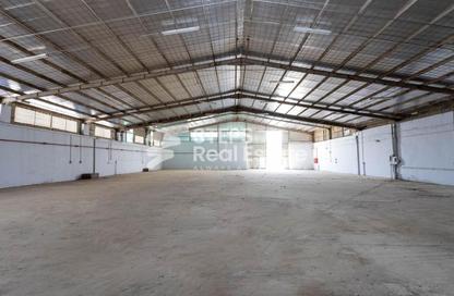 Warehouse - Studio - 6 Bathrooms for rent in Industrial Area 1 - Industrial Area - Doha