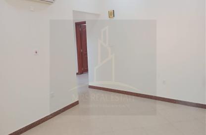 Apartment - 3 Bedrooms - 3 Bathrooms for rent in Muntazah 7 - Al Muntazah - Doha