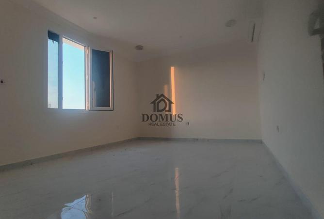 61448725 - Property Main Image