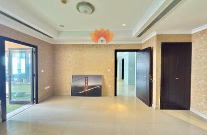 Apartment - 1 Bedroom - 2 Bathrooms for rent in West Porto Drive - Porto Arabia - The Pearl Island - Doha Apartment - 1 Bedroom - 2 Bathrooms for rent in West Porto Drive - Porto Arabia - The Pearl Island - Doha