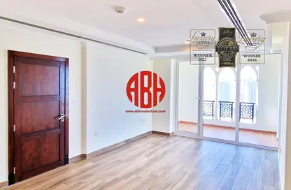 Apartment - 2 Bedrooms - 3 Bathrooms for rent in Viva East - Viva Bahriyah - The Pearl Island - Doha