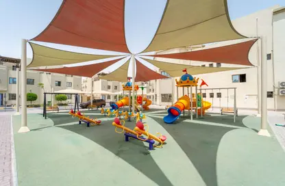 شقة - 3 غرف نوم - 2 حمامات للايجار في كمبوند الصفوه - الوكير - الوكرة